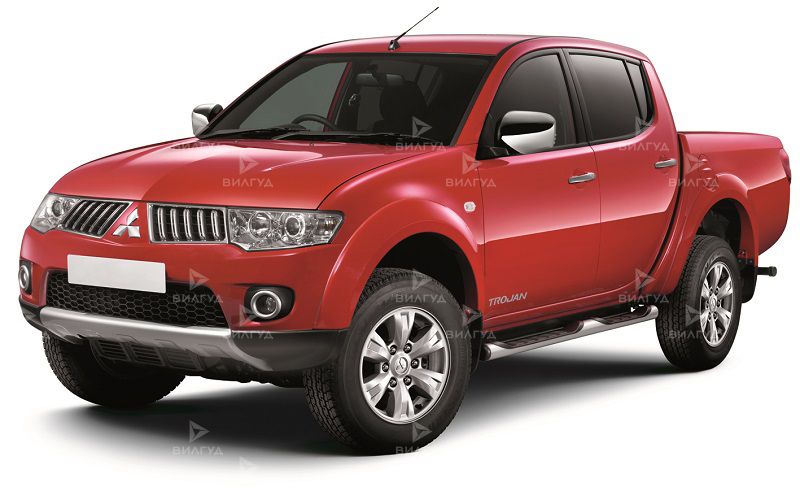 Замена водяного насоса Mitsubishi L200 в Саратове